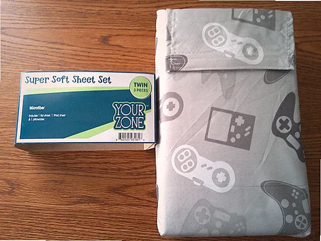 Gamer Twin Sheet Bedding Set Your Zone, Game controllers designs Microfiber 3 pc