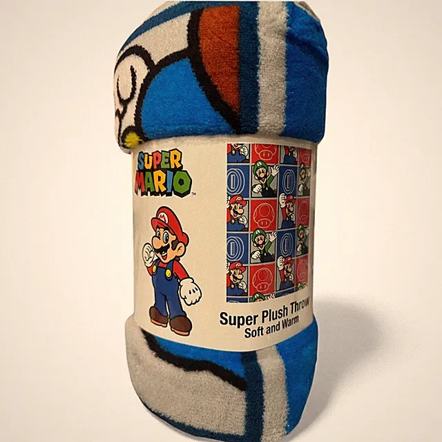 SUPER MARIO BROS LUIGI Red & Green Soft Plush BLANKET THROW Bedding 46”x60” NEW!
